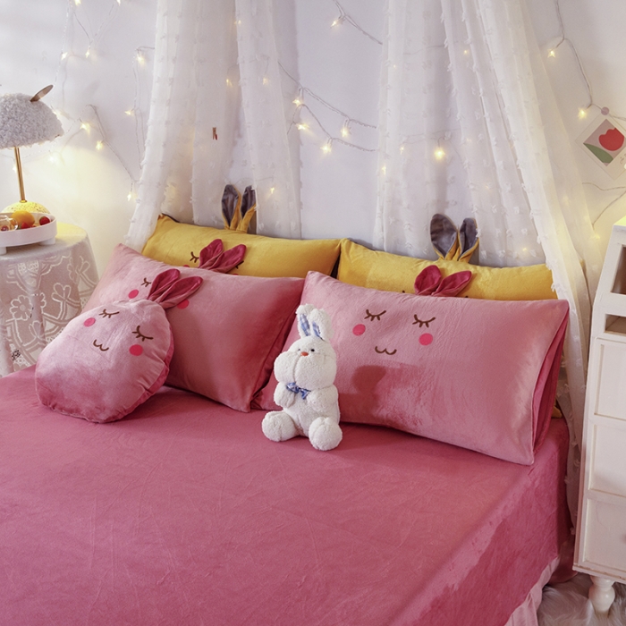 91家纺网 家纺一手货源 找家纺 纽缦 2021新款兔耳朵水晶绒床单床笠四件套 兔子 深浅豆沙