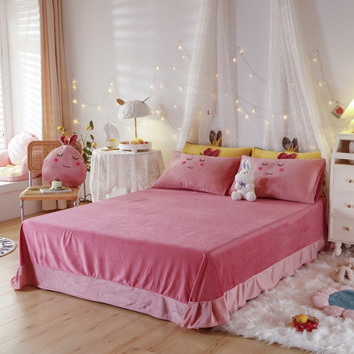 91家纺网 家纺一手货源 找家纺 纽缦 2021新款兔耳朵水晶绒床单床笠四件套 兔子 深浅豆沙