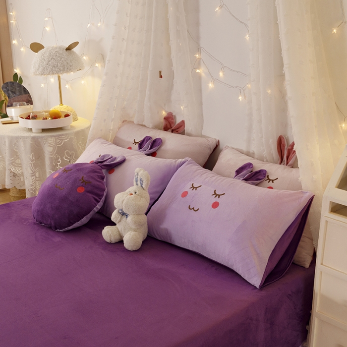 91家纺网 家纺一手货源 找家纺 纽缦 2021新款兔耳朵水晶绒床单床笠四件套 兔子 深浅紫
