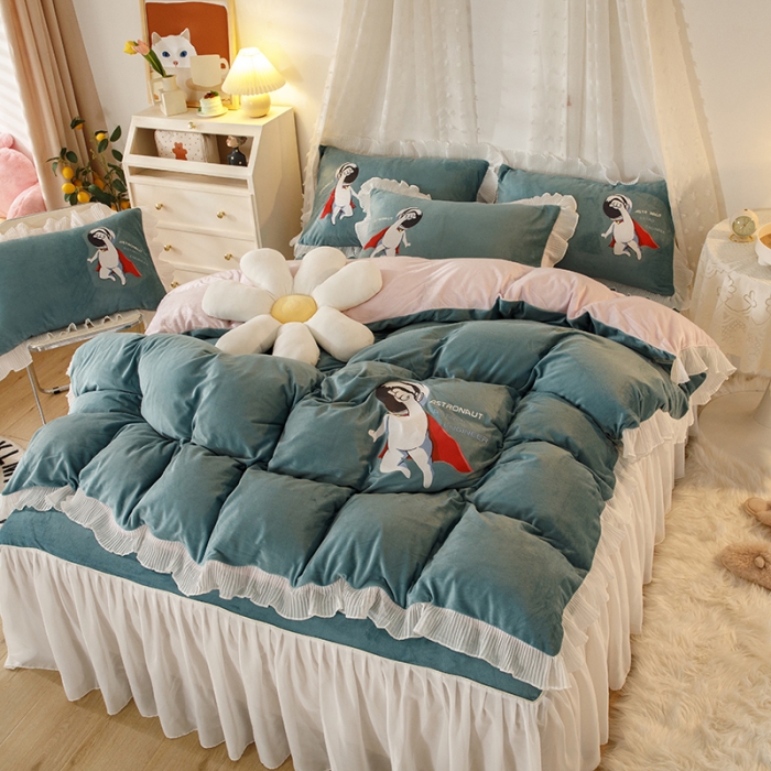 91家纺网 家纺一手货源 找家纺 纽缦 2021新款韩版水晶绒床裙四件套 超人-浅绿粉