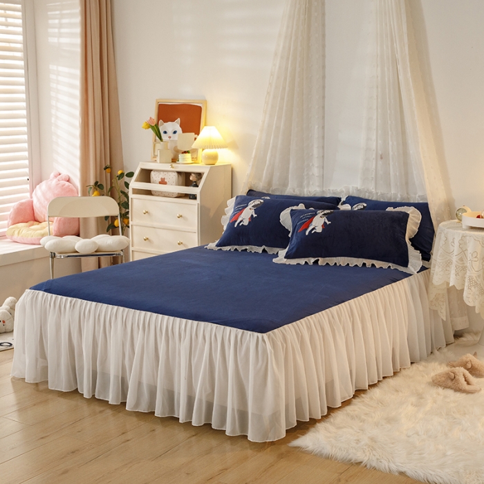 91家纺网 家纺一手货源 找家纺 纽缦 2021新款韩版水晶绒床裙四件套 雏菊-宝蓝灰