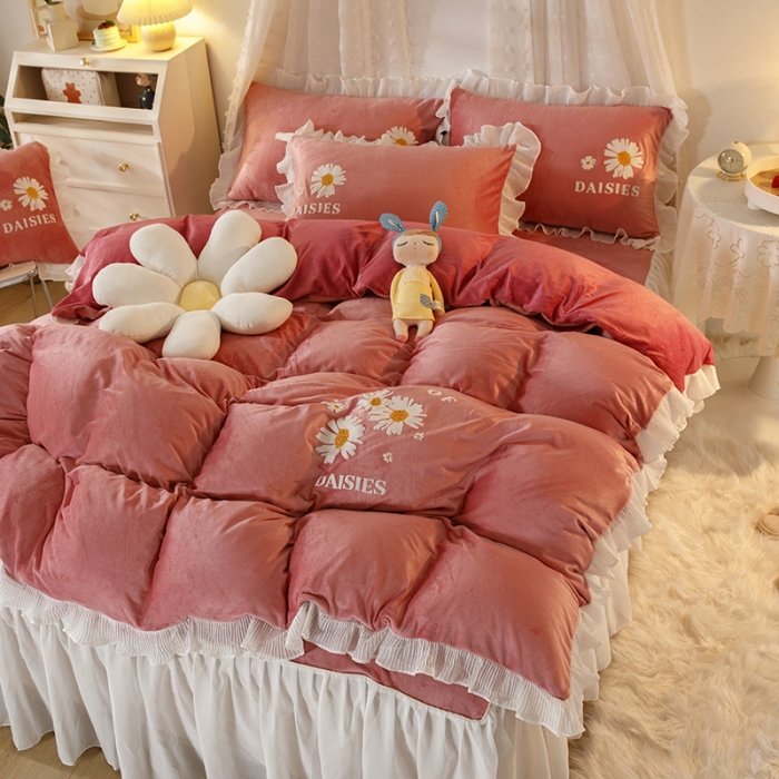 91家纺网 家纺一手货源 找家纺 纽缦 2021新款韩版水晶绒床裙四件套 雏菊-深浅豆沙