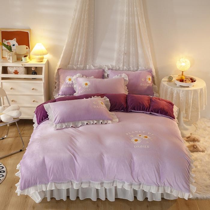 91家纺网 家纺一手货源 找家纺 纽缦 2021新款韩版水晶绒床裙四件套 雏菊-深浅紫