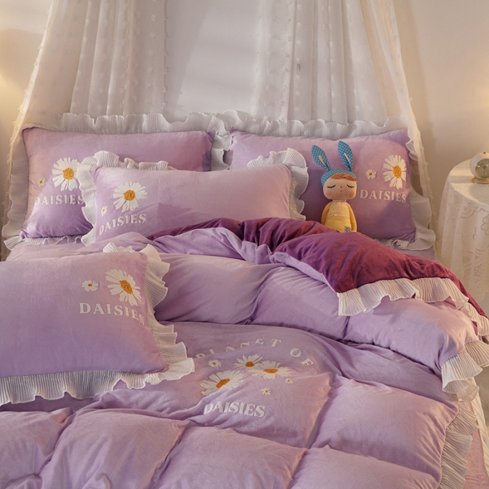 91家纺网 家纺一手货源 找家纺 纽缦 2021新款韩版水晶绒床裙四件套 雏菊-深浅紫