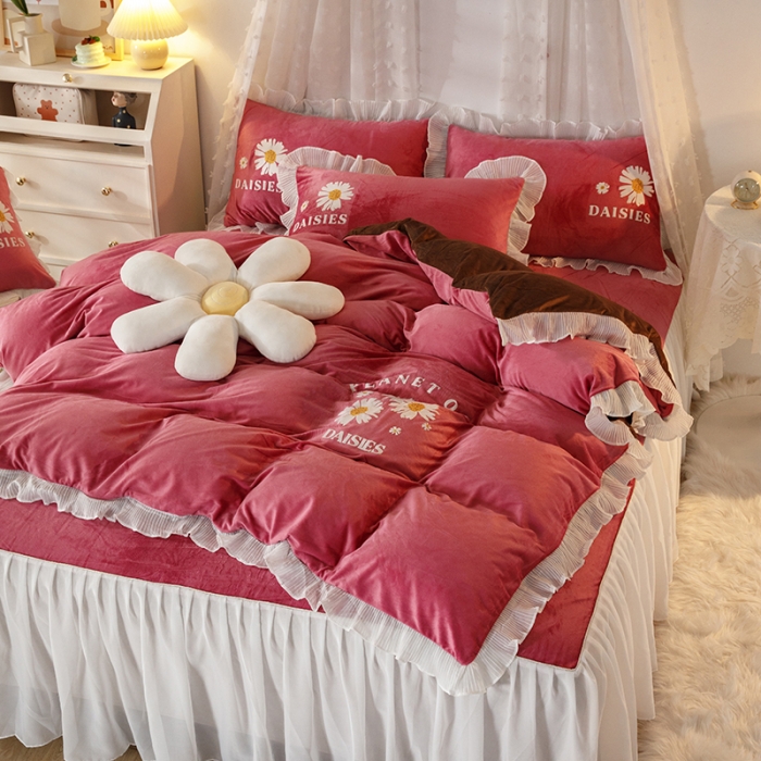 91家纺网 家纺一手货源 找家纺 纽缦 2021新款韩版水晶绒床裙四件套 萌熊-豆沙咖