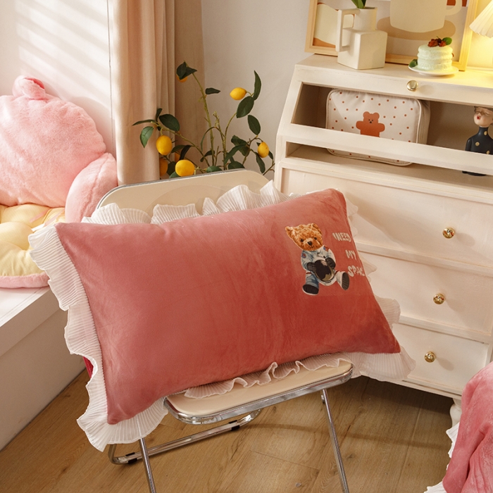 91家纺网 家纺一手货源 找家纺 纽缦 2021新款韩版水晶绒床裙四件套 萌熊-深浅豆沙