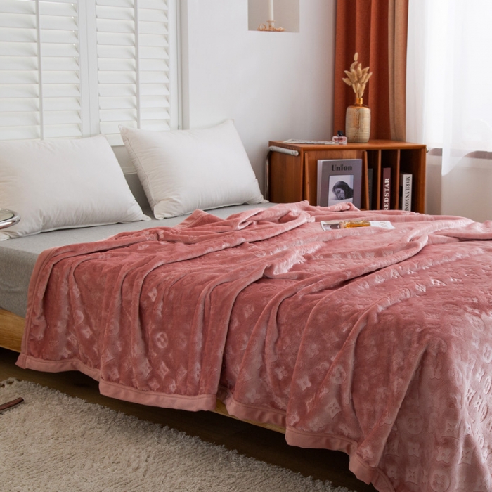 91家纺网 家纺一手货源 找家纺 来菲毛毯 25新款400克3D压花立体毛毯3D加厚压花绒毯外贸超厚珊瑚