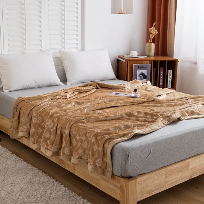 91家纺网 家纺一手货源 找家纺 来菲毛毯 25新款400克3D压花立体毛毯3D加厚压花绒毯外贸超厚驼