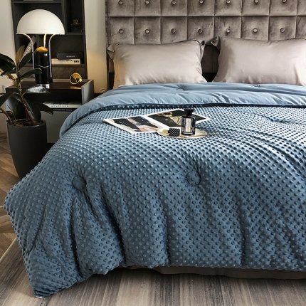 91家纺网 家纺一手货源 找家纺 立奥被业 豆豆绒按摩保暖冬被加厚被子被芯珊瑚绒