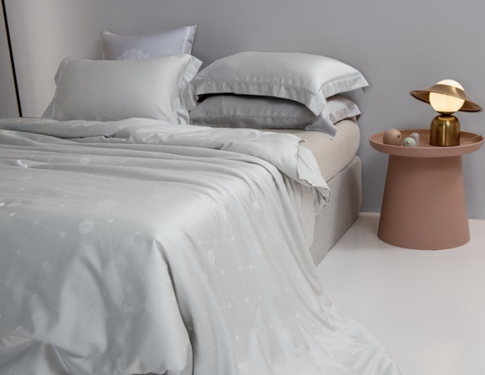 91家纺网 家纺一手货源 找家纺 2021香夫新款蚕丝被80S凯撒纯蚕丝被 第一套  灰色