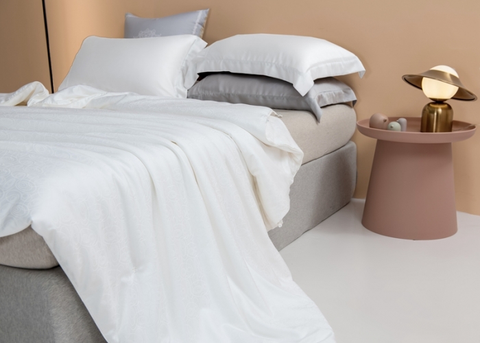 91家纺网 家纺一手货源 找家纺 2021香夫新款100支匹马棉抗菌蚕丝被纯蚕丝被 漾（二）