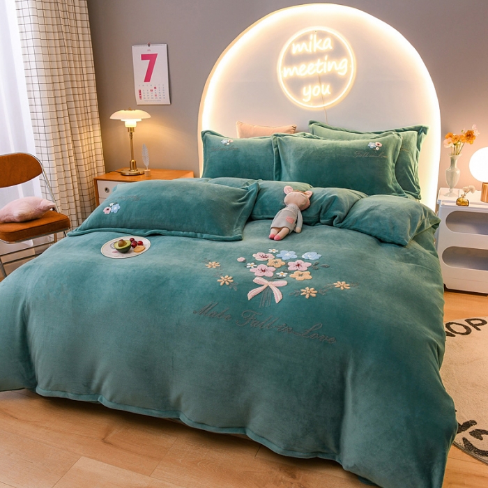 91家纺网 家纺一手货源 找家纺 （总）靓生活 2021新款牛奶绒毛巾绣四件套