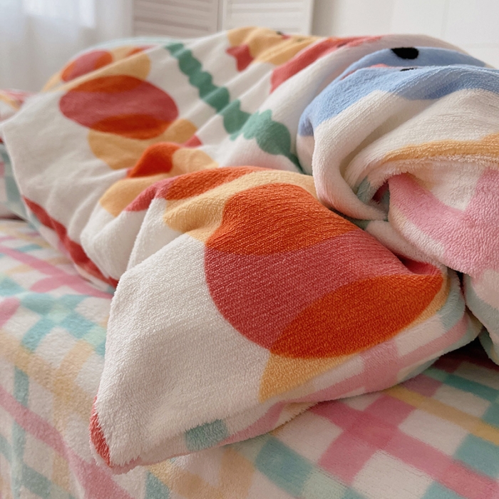 91家纺网 家纺一手货源 找家纺 沐棉 2021新款高克重牛奶绒卡通四件套 动物家族