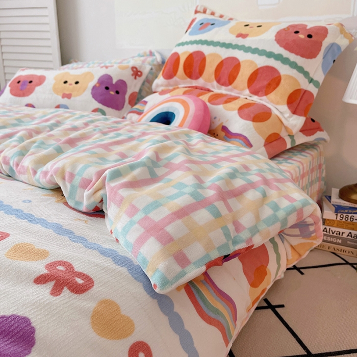 91家纺网 家纺一手货源 找家纺 沐棉 2021新款高克重牛奶绒卡通四件套 动物家族