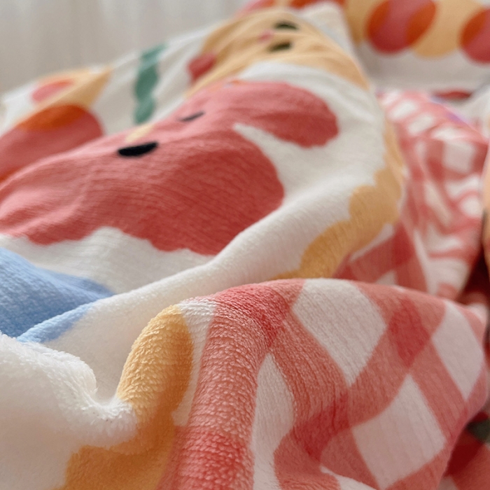 91家纺网 家纺一手货源 找家纺 沐棉 2021新款高克重牛奶绒卡通四件套 动物家族