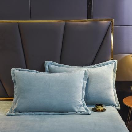 91家纺网 家纺一手货源 找家纺 锦罗绣2024新款230克牛奶绒纯色单枕套一对 墨绿