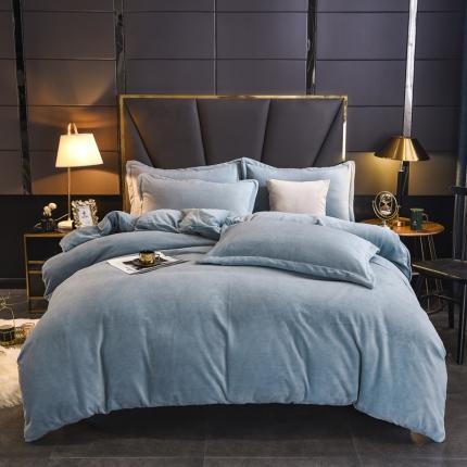 91家纺网 家纺一手货源 找家纺 锦罗绣 2024新款230克牛奶绒纯色四件套 水蓝