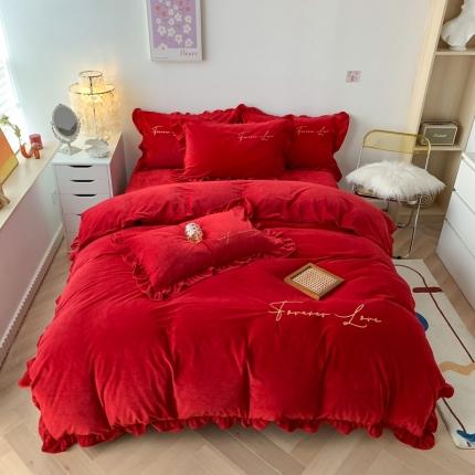 91家纺网 家纺一手货源 找家纺 （总）珺柔家纺2021新款加厚水晶绒时尚花边款