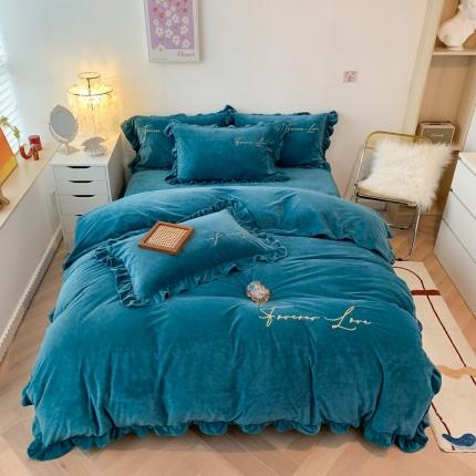 91家纺网 家纺一手货源 找家纺 （总）珺柔家纺2021新款加厚水晶绒时尚花边款