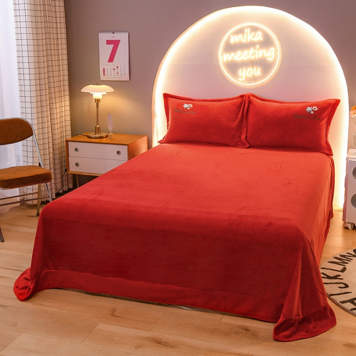 91家纺网 家纺一手货源 找家纺 靓生活 2021新款牛奶绒毛巾绣四件套 花语-大红深