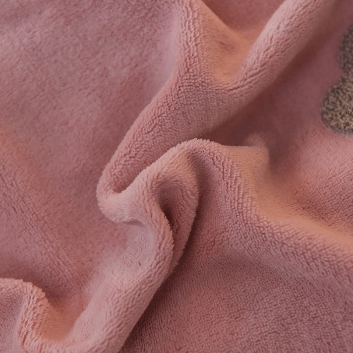 91家纺网 家纺一手货源 找家纺 靓生活 2021新款牛奶绒毛巾绣四件套 熊宝贝-浅豆沙