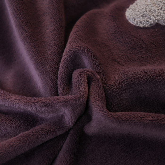 91家纺网 家纺一手货源 找家纺 靓生活 2021新款牛奶绒毛巾绣四件套 熊宝贝-深紫色