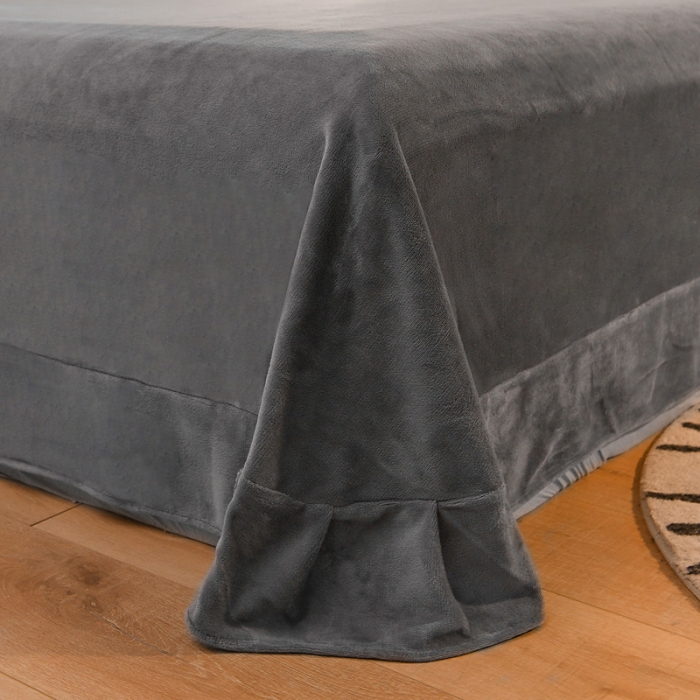 91家纺网 家纺一手货源 找家纺 靓生活 2021新款牛奶绒毛巾绣四件套 熊宝贝-烟灰色