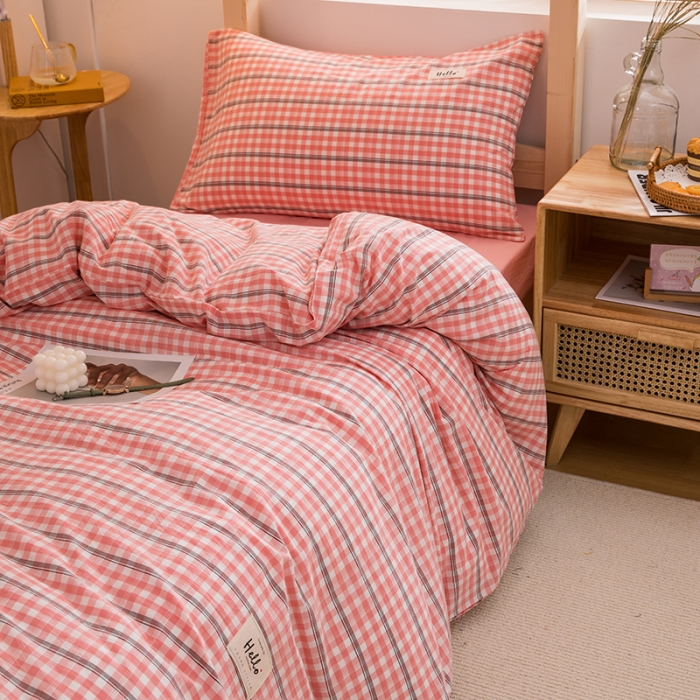 91家纺网 家纺一手货源 找家纺 柠萌家居 2021新款全棉色织水洗棉学生宿舍三件套 粉灰小格