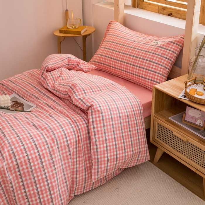 91家纺网 家纺一手货源 找家纺 柠萌家居 2021新款全棉色织水洗棉学生宿舍三件套 粉灰小格