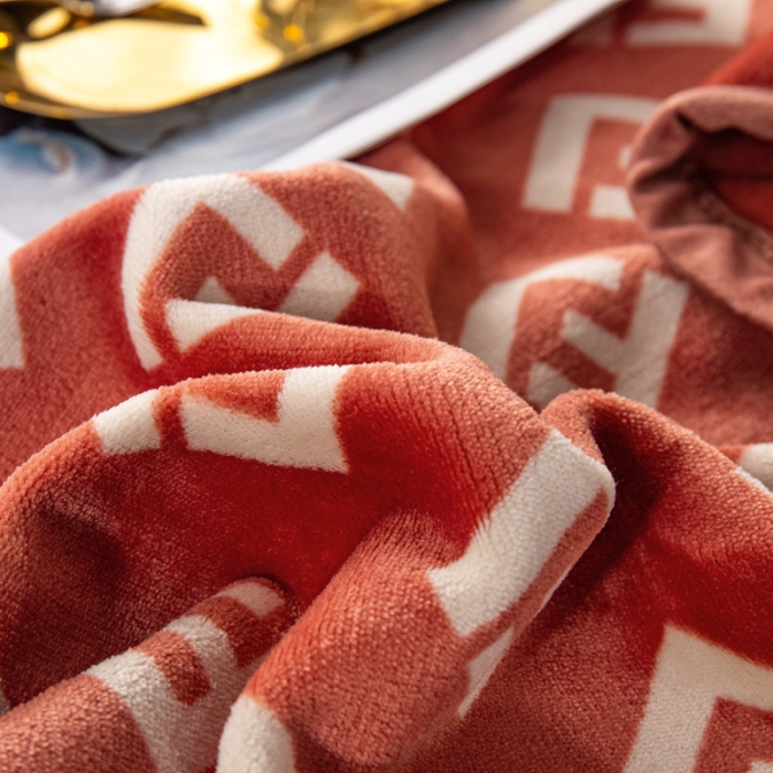 91家纺网 家纺一手货源 找家纺 卡奥AB版加厚复合云毯法莱绒毛毯空调休闲毯沙发盖毯 艾芙