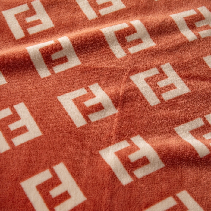 91家纺网 家纺一手货源 找家纺 卡奥AB版加厚复合云毯法莱绒毛毯空调休闲毯沙发盖毯 艾芙