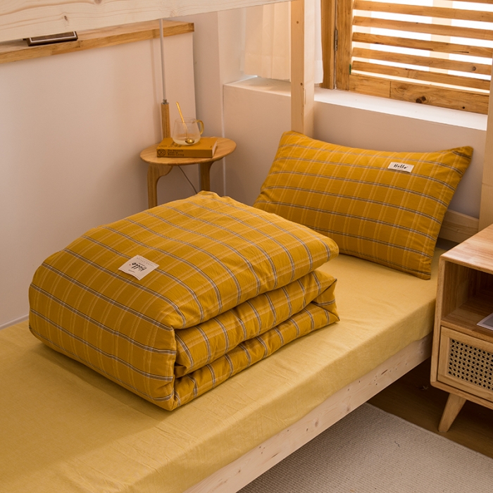 91家纺网 家纺一手货源 找家纺 柠萌家居 2021新款全棉色织水洗棉学生宿舍三件套 姜黄格