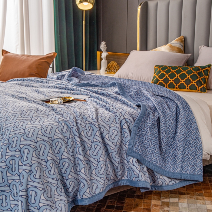 91家纺网 家纺一手货源 找家纺 卡奥AB版加厚复合云毯法莱绒毛毯空调休闲毯沙发盖毯 蓝迷