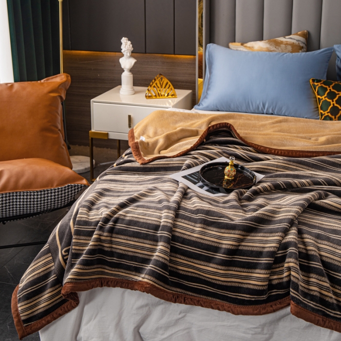 91家纺网 家纺一手货源 找家纺 卡奥AB版加厚复合云毯法莱绒毛毯空调休闲毯沙发盖毯莫可