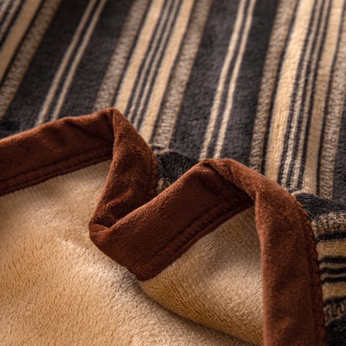 91家纺网 家纺一手货源 找家纺 卡奥AB版加厚复合云毯法莱绒毛毯空调休闲毯沙发盖毯莫可