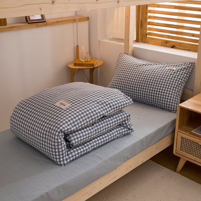 91家纺网 家纺一手货源 找家纺 柠萌家居 2021新款全棉色织水洗棉学生宿舍三件套 浅蓝小格