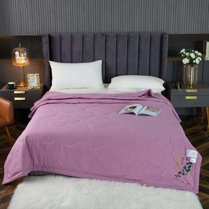 91家纺网 家纺一手货源 找家纺 兴邦 新款艾草夏被空调被薄被子艾草驱蚊夏凉被礼品被子