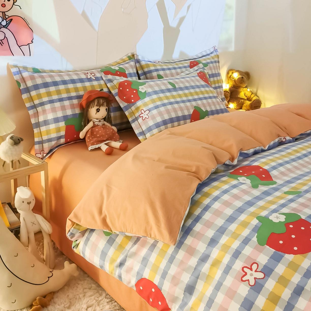 91家纺网 家纺一手货源 找家纺 金爱家 2021新款纯棉磨毛小清新四件套 草莓