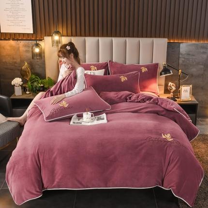 91家纺网 家纺一手货源 找家纺 （总）迷仙巢 2021新款牛奶绒系列四件套枫叶