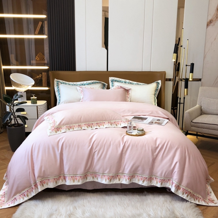 91家纺网 家纺一手货源 找家纺 馨蕊2021秋冬新品100支澳棉四件套高定系列罗地亚-豆蔻粉