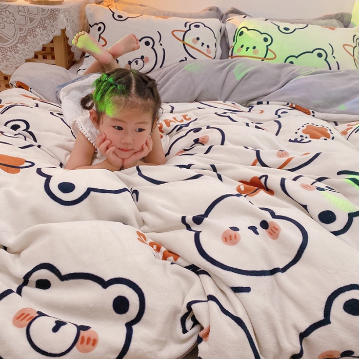 91家纺网 家纺一手货源 找家纺 沐棉家纺2021新款卡通牛奶绒四件套 太空熊