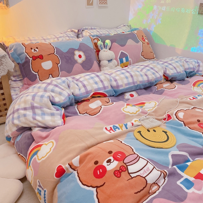 91家纺网 家纺一手货源 找家纺 沐棉家纺2021新款卡通牛奶绒四件套 彩虹熊