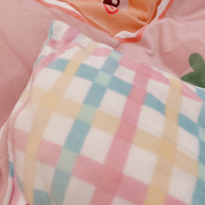 91家纺网 家纺一手货源 找家纺 沐棉家纺2021新款卡通牛奶绒四件套 草莓熊