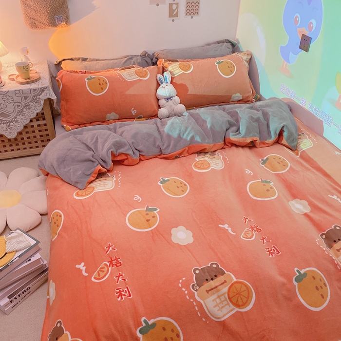 91家纺网 家纺一手货源 找家纺 沐棉家纺2021新款卡通牛奶绒四件套 大桔大利