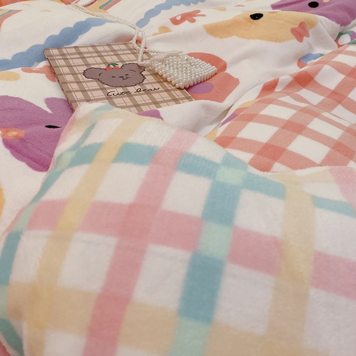 91家纺网 家纺一手货源 找家纺 沐棉家纺2021新款卡通牛奶绒四件套 动物家族