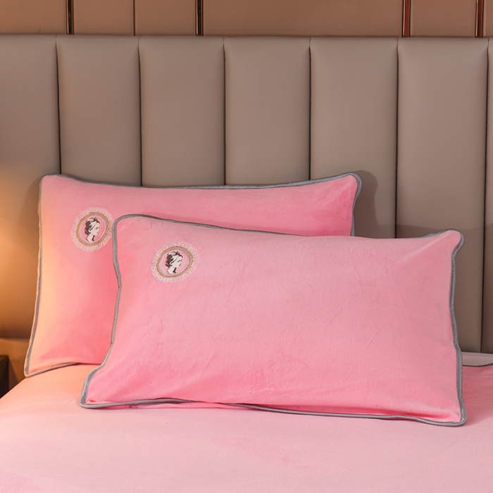 91家纺网 家纺一手货源 找家纺 迷仙巢 2021新款牛奶绒系列四件套典雅 典雅-粉玉