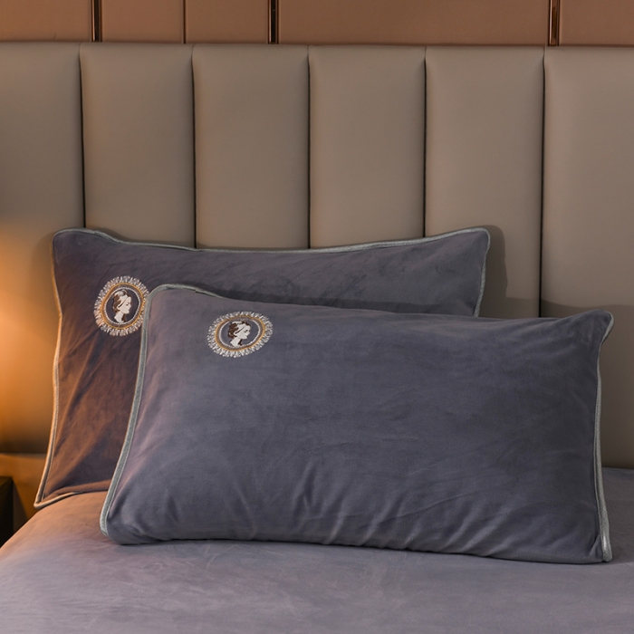 91家纺网 家纺一手货源 找家纺 迷仙巢 2021新款牛奶绒系列四件套典雅 典雅-高级灰