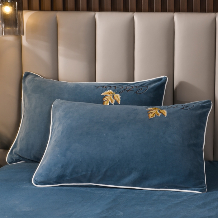 91家纺网 家纺一手货源 找家纺 迷仙巢 2021新款牛奶绒系列四件套枫叶 枫叶-宾利蓝