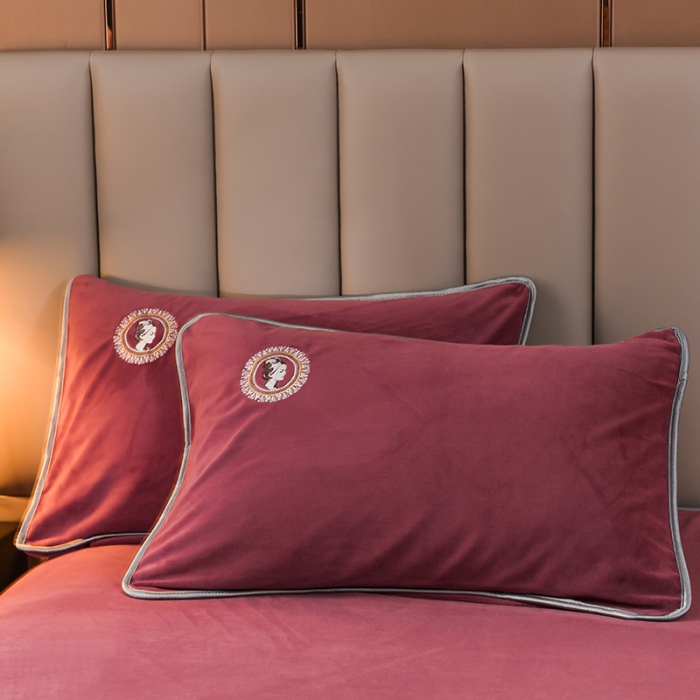 91家纺网 家纺一手货源 找家纺 迷仙巢 2021新款牛奶绒系列四件套枫叶 枫叶-豆沙