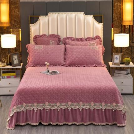 91家纺网 家纺一手货源 找家纺 新款220克保暖加厚牛奶绒夹棉床盖款四件套千鸟格-豆沙